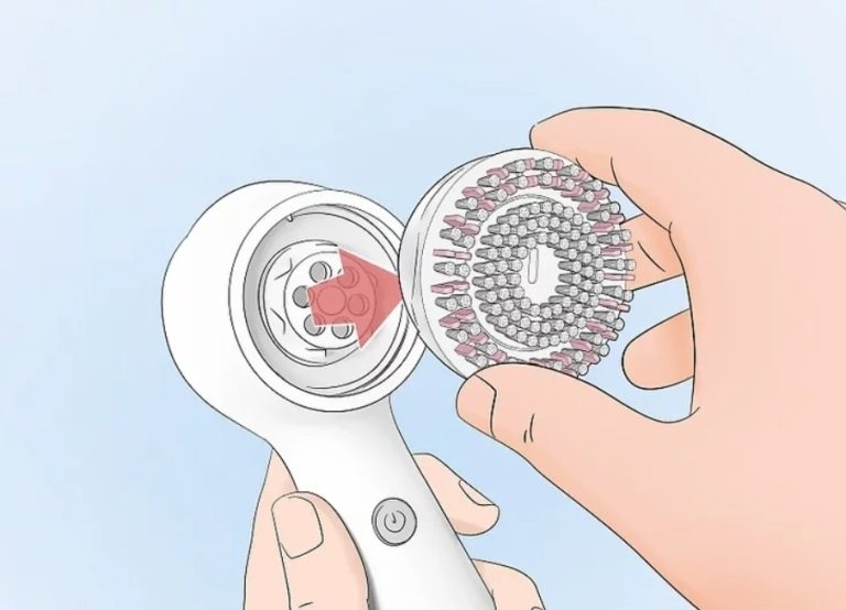 Clarisonic Replacing the Brush Head